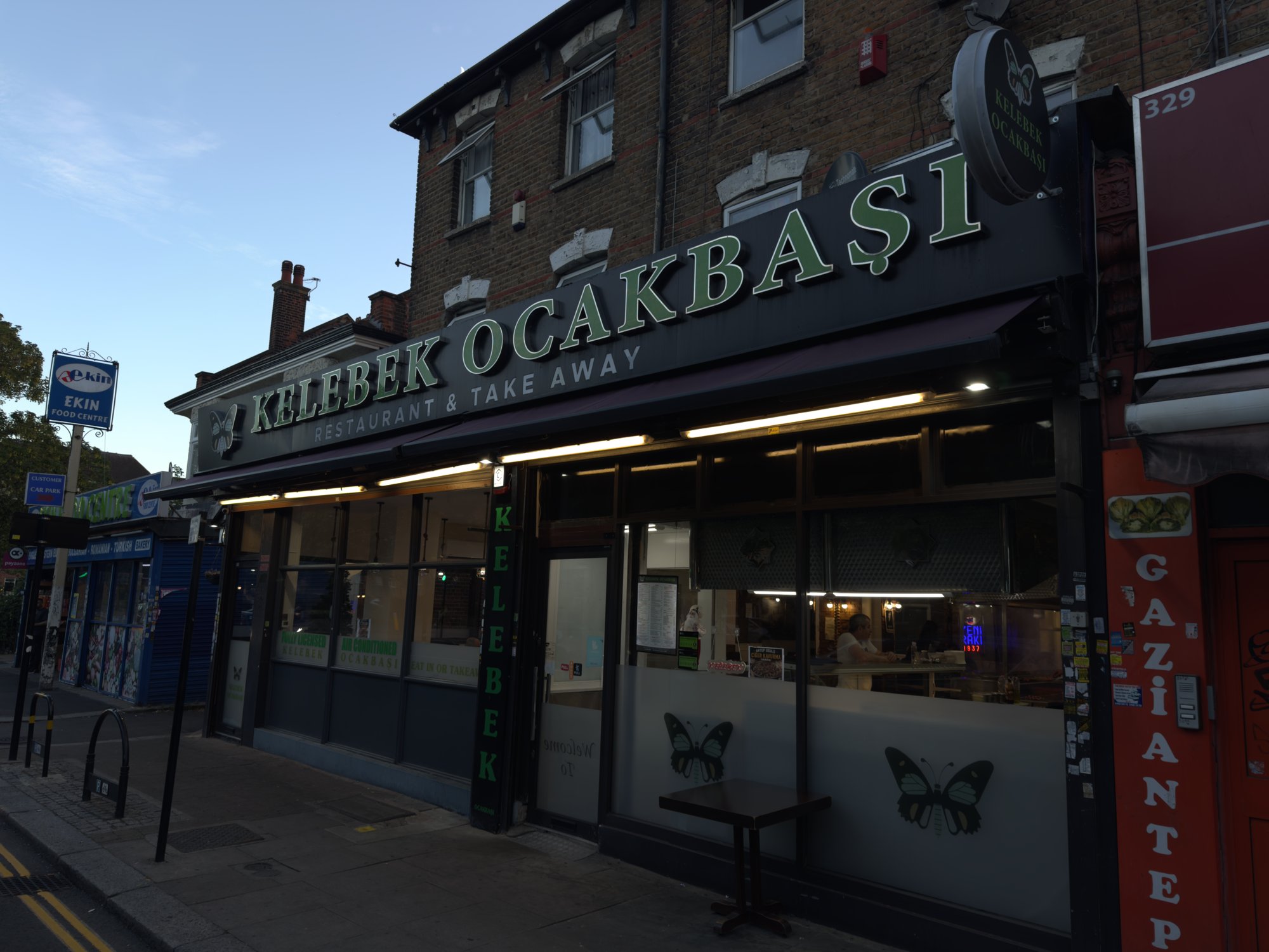 Kelebek Ocakbaşı, 325–327 Fore Street, Edmonton